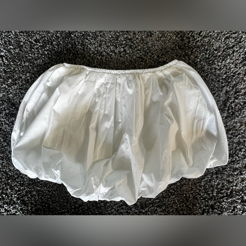 White Mini Bubble Skirt